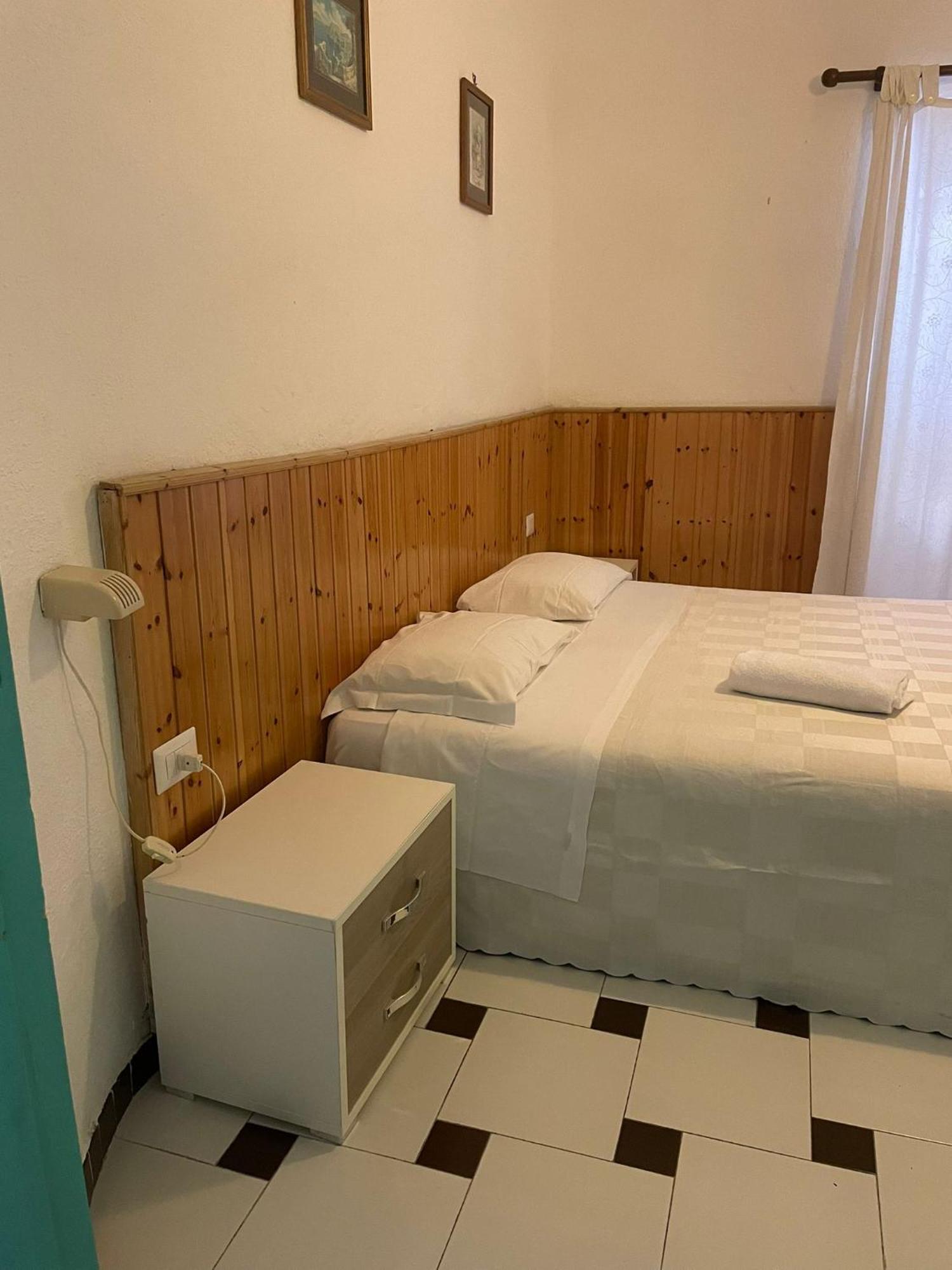 Bed & Breakfast Giardini Di Iside E Osiride