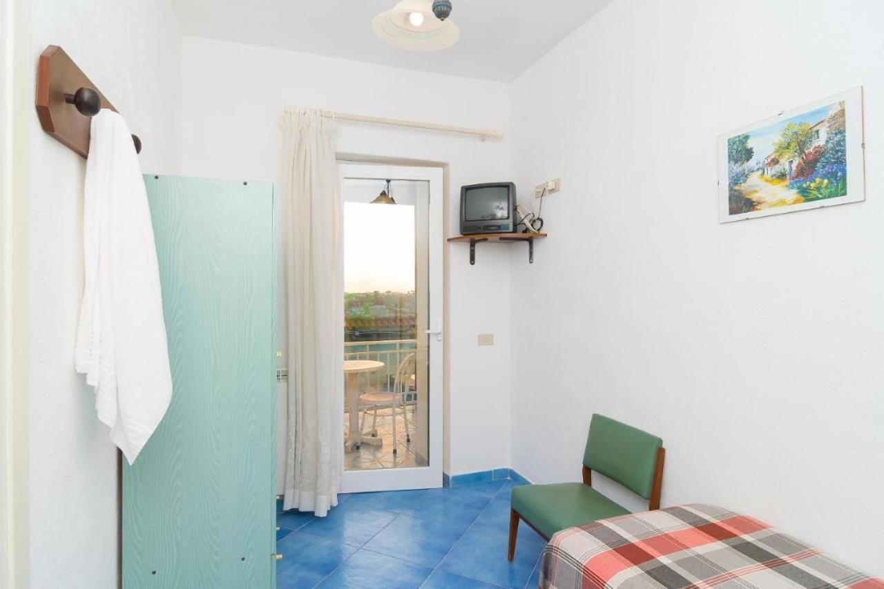 Bed & Breakfast Giardini Di Iside E Osiride *